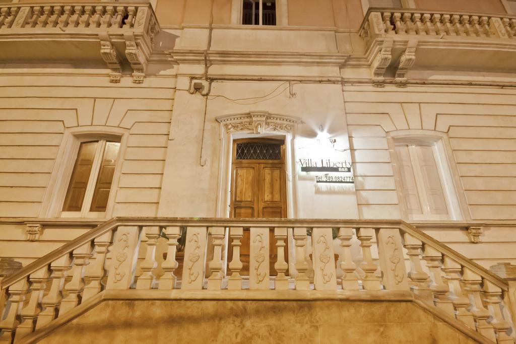 Villa Liberty Palazzo Gigante Lecce Luaran gambar